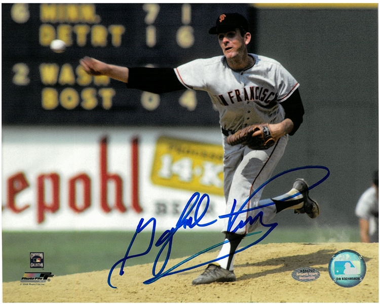 Gaylord Perry Autographed 8x10
