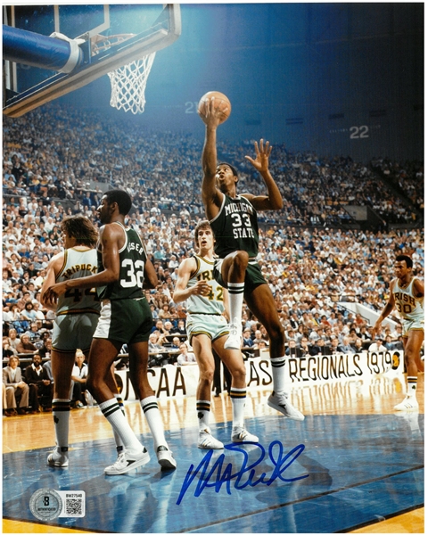 Magic Johnson Autographed 8x10